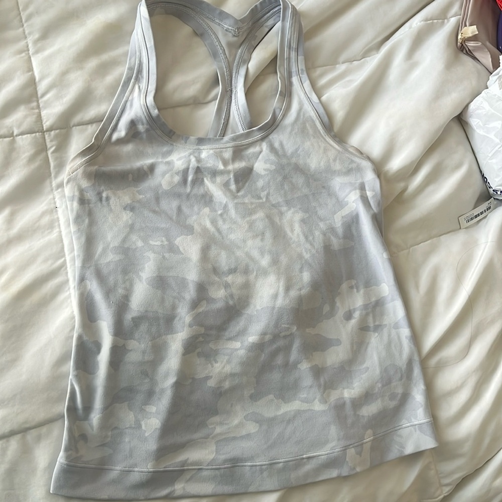 Lululemon tank top
